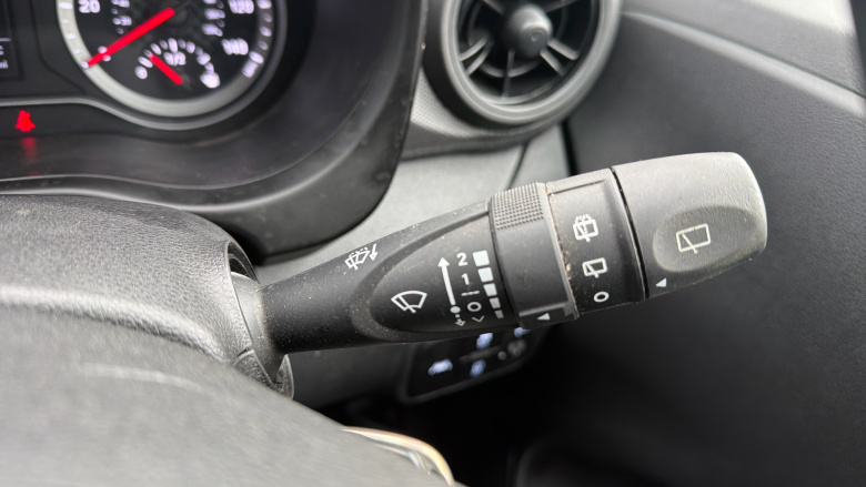 Hyundai i10 1.0 MPi SE 5dr Petrol Hatchback